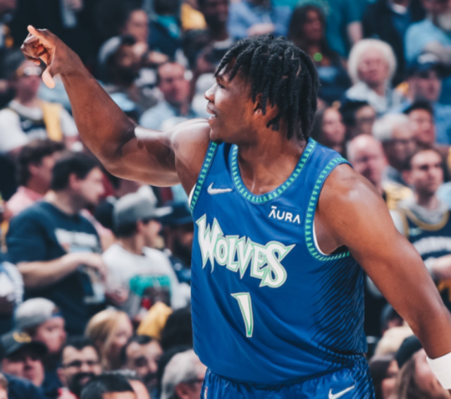  森林狼爱德华兹狂砍47分创纪录  